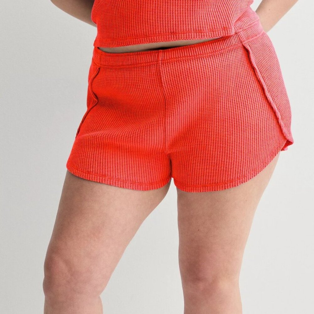 SEALED ~ SO Coral High Rise Waffle Knit Dolphin Shorts